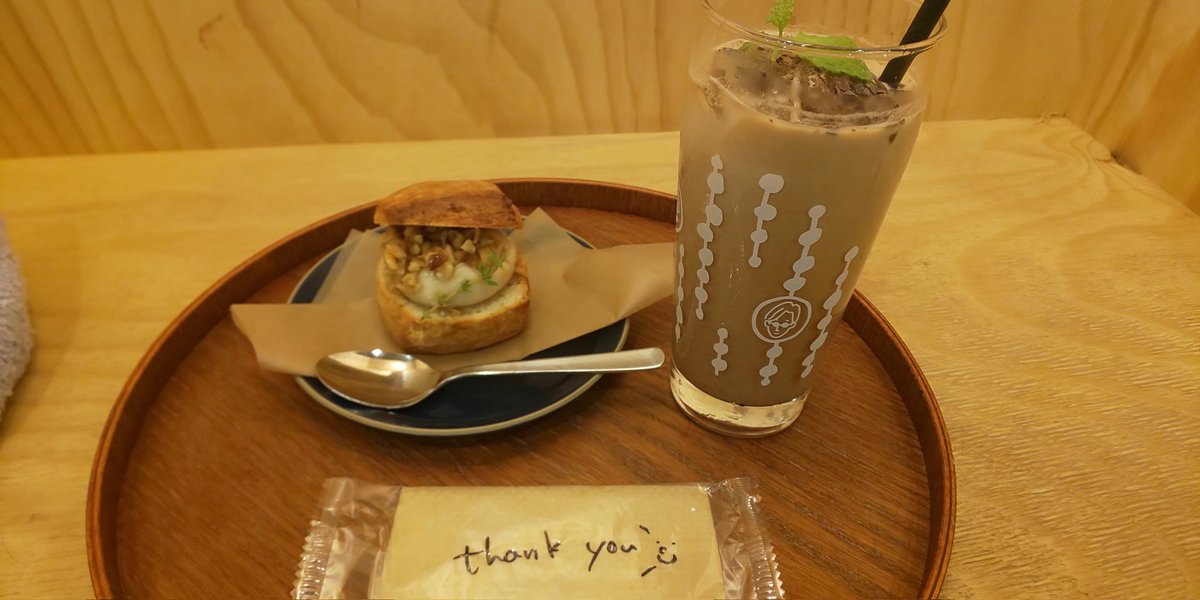yasakakasun1's tweet photo. #KANNONCAFE
チョコミントラテとスコーンサンド
良い雰囲気のお店だった♪ https://t.co/it7LAL4hmT