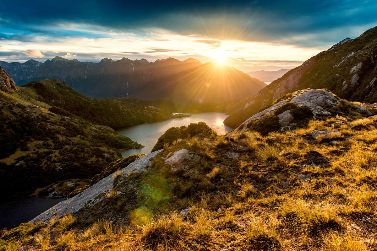 DavidCapellari's tweet photo. GM! 🌞

1/1 Fiordland Sunrise available on @opensea ! #NFT #NFTCommmunity 

https://t.co/BNZ6GC9LAy https://t.co/l2fC4jBjuR
