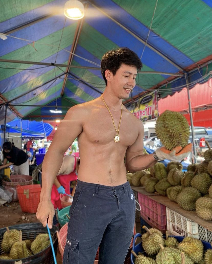 SkyHumyai's tweet photo. จะกินทุเรียนหรือกินพ่อค้า  ไส่ กกน ขายเหงื่อเยิ้ม สนใจ id.   Skysky4289 https://t.co/818KGBl7oa
