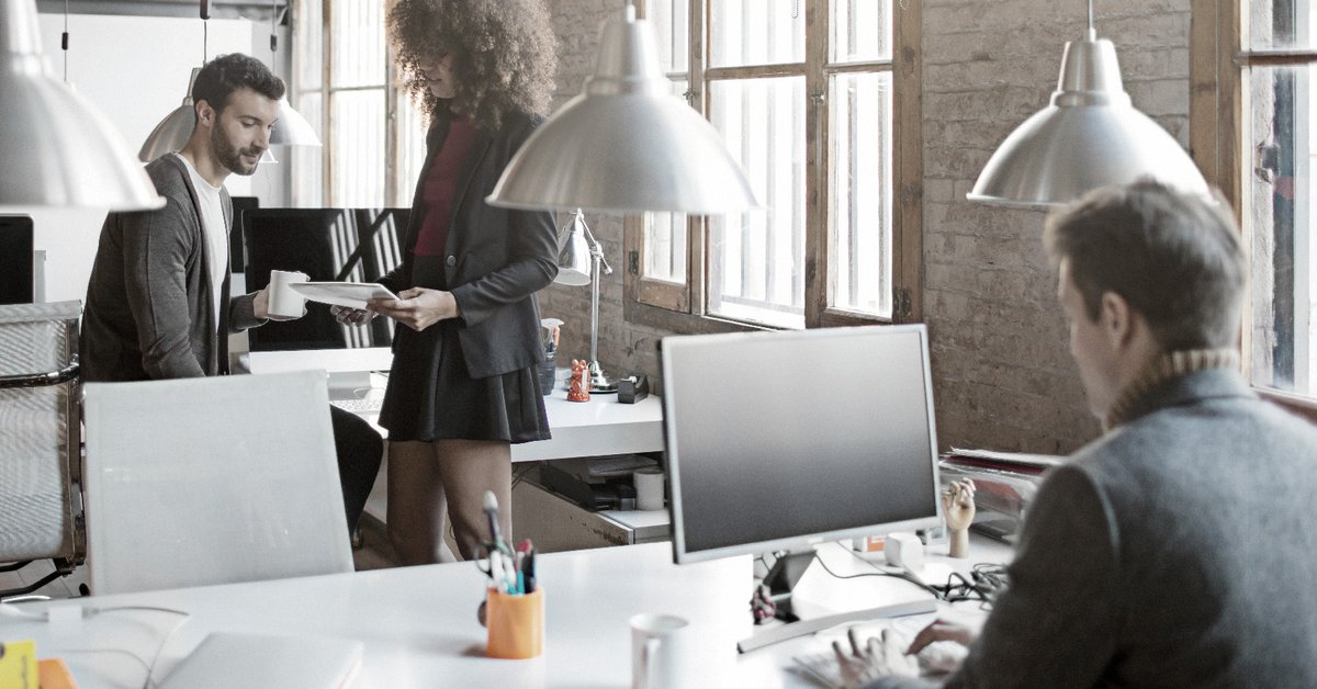 HolmesPlace_es's tweet photo. ¿A favor o en contra del Home Office?🖥

Muchas empresas están implementando esta modalidad como opción para sus trabajadores. 

Se ha demostrado que esta nueva modalidad aporta flexibilidad, mayor responsabilidad, calidad de vida y a la vez una mayor productividad.

#HomeOffice https://t.co/XOJm3Je2Sl