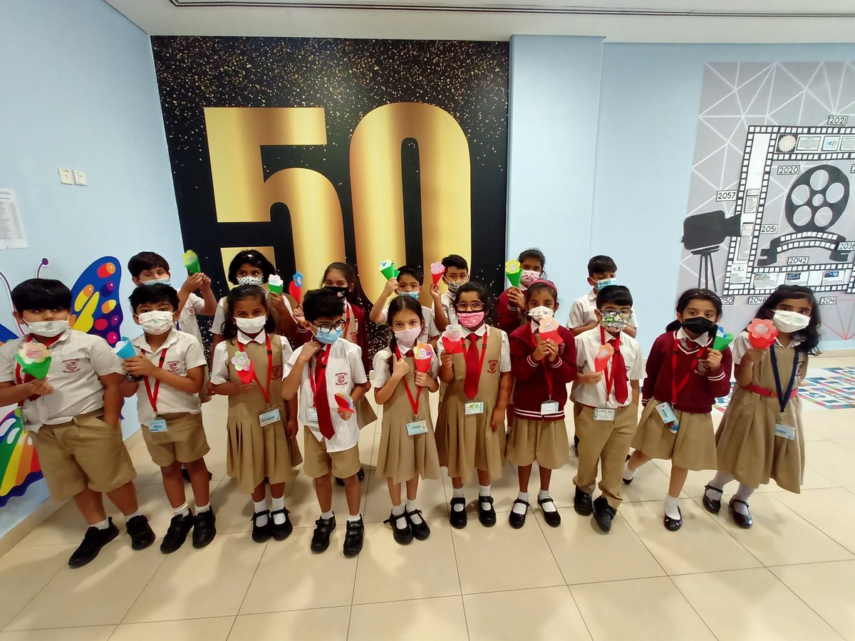 TuscanoEdith's tweet photo. "Mother is a blessing that no one can replace". A Thank you card from grade 2B students as token of love to their MOMS.
@gemsnms_alkhail @Susanna_Porob https://t.co/Jpo1T0yF2C
