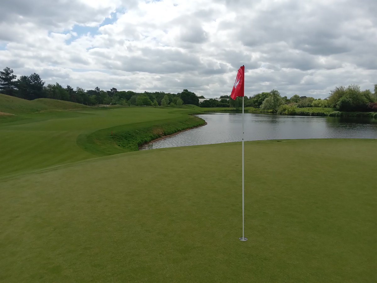 golferscbd's tweet photo. Our #Giveaway from The Wisley has a towel, ball marker and pitch fork ⛳ Just like the tweet to enter and we'll announce a winner later today 💪 #GolfersCBD https://t.co/v8E1NZ7kjn