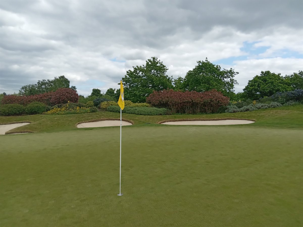 golferscbd's tweet photo. Our #Giveaway from The Wisley has a towel, ball marker and pitch fork ⛳ Just like the tweet to enter and we'll announce a winner later today 💪 #GolfersCBD https://t.co/v8E1NZ7kjn