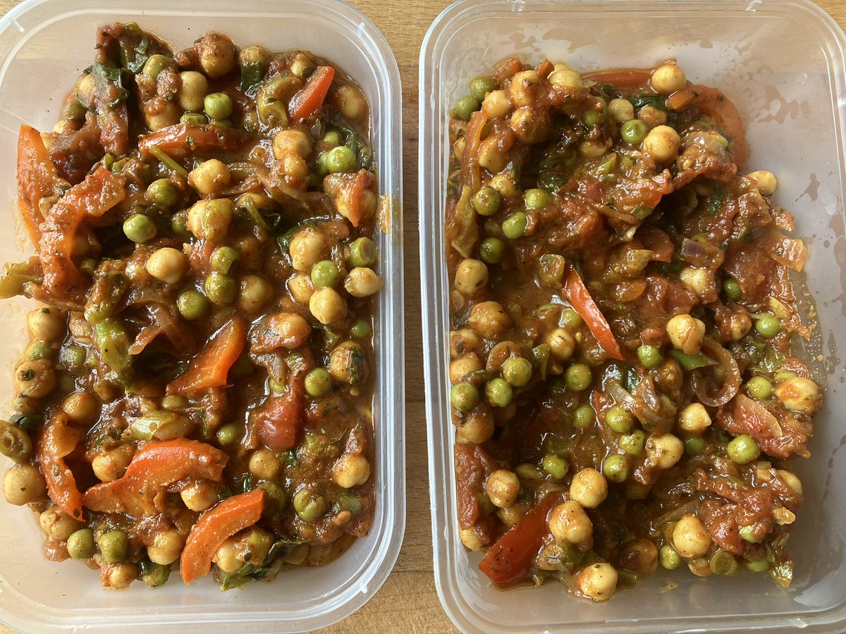 MunchCIC's tweet image. Our @WinchesterGo_LD chefs cooked this super healthy &amp;amp; economic vegan curry today! 3 portions for under £3! 
#communitycooking with #communitiesagainstcancer supported by @ActionHants  @NHS_WCA