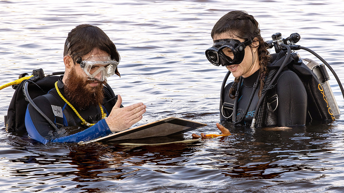 Faculty at @ecuhcas are leaders in their fields, ranging from marine archeology to history ⚓

Learn how they support your #PirateExperience 🏴‍☠️

→ Jarvis Hargrove: go.ecu.edu/expert-hargrove
→ Jennifer McKinnon: go.ecu.edu/expert-mckinnon
→ Mary Nyangweso: go.ecu.edu/expert-nyangwe…