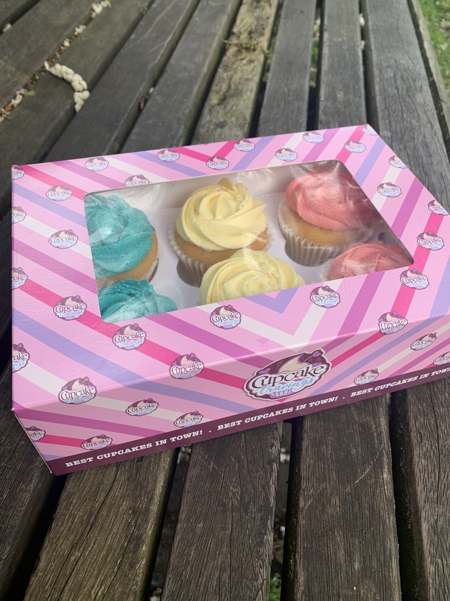 DLConway's tweet photo. Thank you for the gorgeous cupcakes @LuqmannAhmed &amp; Jamila! It’s been a joy watching your confidence grow whilst on placement with @CarersMcr. Keep in touch. We cant wait to hear about your final placements! Good luck and thank you for all of your hard work.🌻@SocialWorkMMU https://t.co/KrKiBglWk3