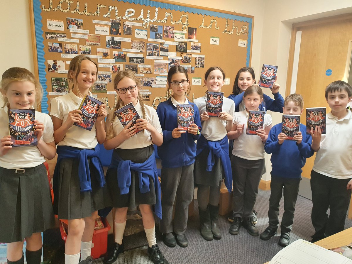 It is so lovely to be able to get new books into our readers' hands and hear the buzz and excitement! These children are excited to read #MaddyYip and The Great Fox Illusion @justynedwards @WalkerBooksUK @AndersenPress @readingagency