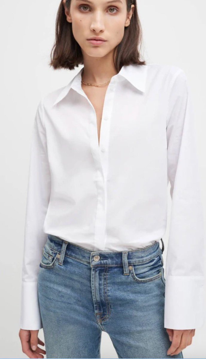 citygirlgonemom's tweet image. This collared shirt is a staple in my closest! I wear it with everything. 🙌🏻

Check it out, here! 
👉🏻rstyle.me/cz-n/gep7ekbn2…

Be sure to follow me on LTK! ❤️

#ltkstyle #citygirlinstyle