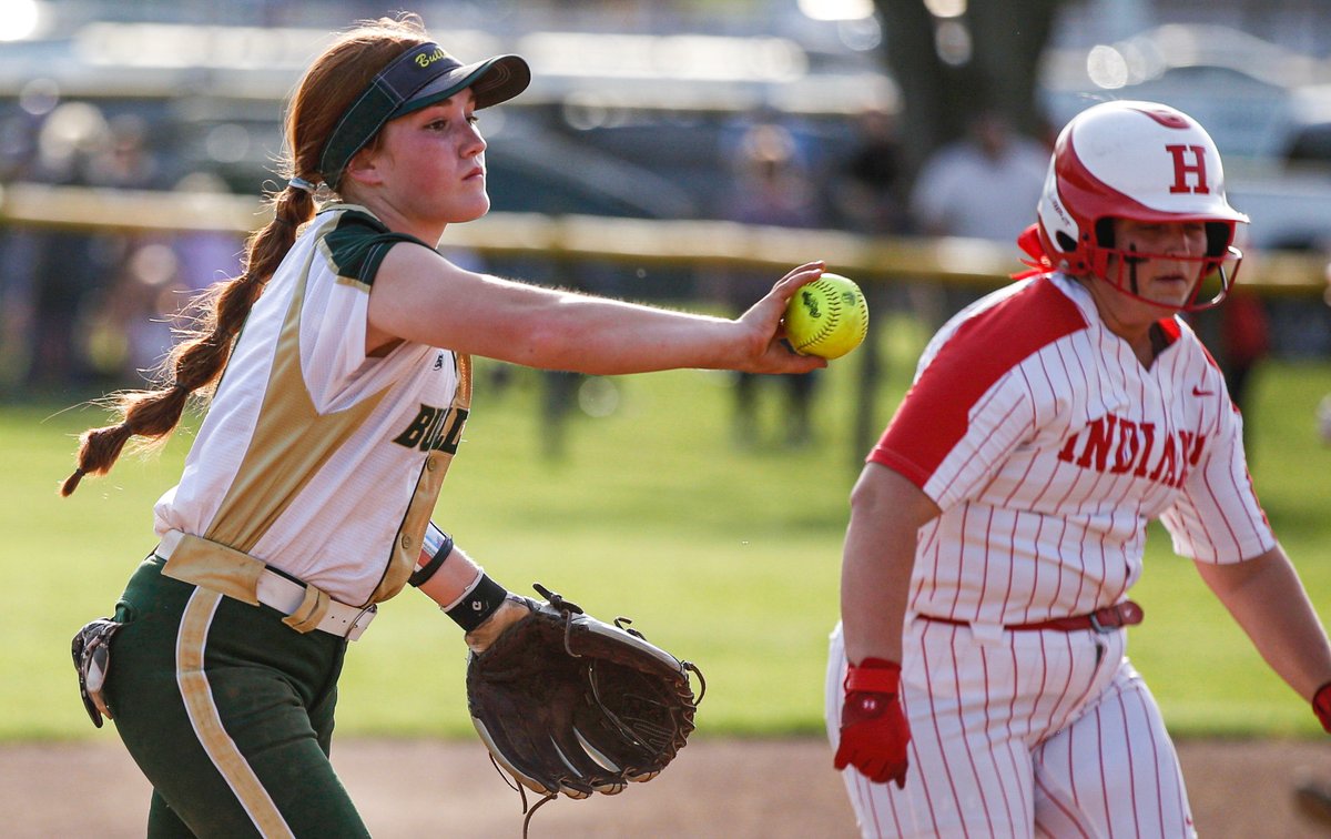 Take a look at 📸 (via <a href="/dw1509/">Derrick Webb</a>) from <a href="/ACSD_Athletics/">Athens Bulldogs Athletics</a> and <a href="/GoHHSIndians/">Hillsboro Athletics</a>' matchup in a Division II sectional final on Wednesday.

FULL GALLERY: sosportsauthority.smugmug.com/SOFTBALL/Sprin…