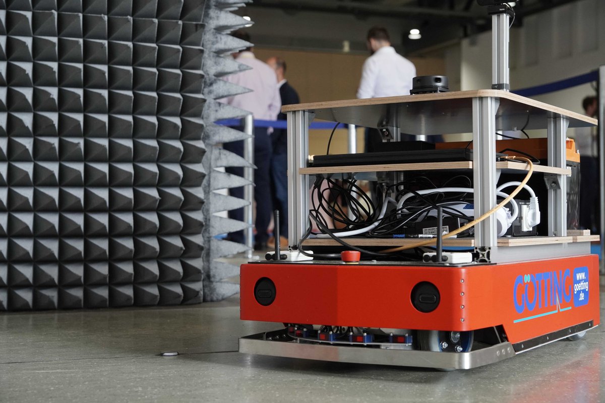 VodafoneChair's tweet photo. Today, we're at the 5G++ Summit Dresden with our @goetting_de AGV. You can control it from home on https://t.co/i5jnY4n5Gz 🕹️ https://t.co/5kF8UEo88s