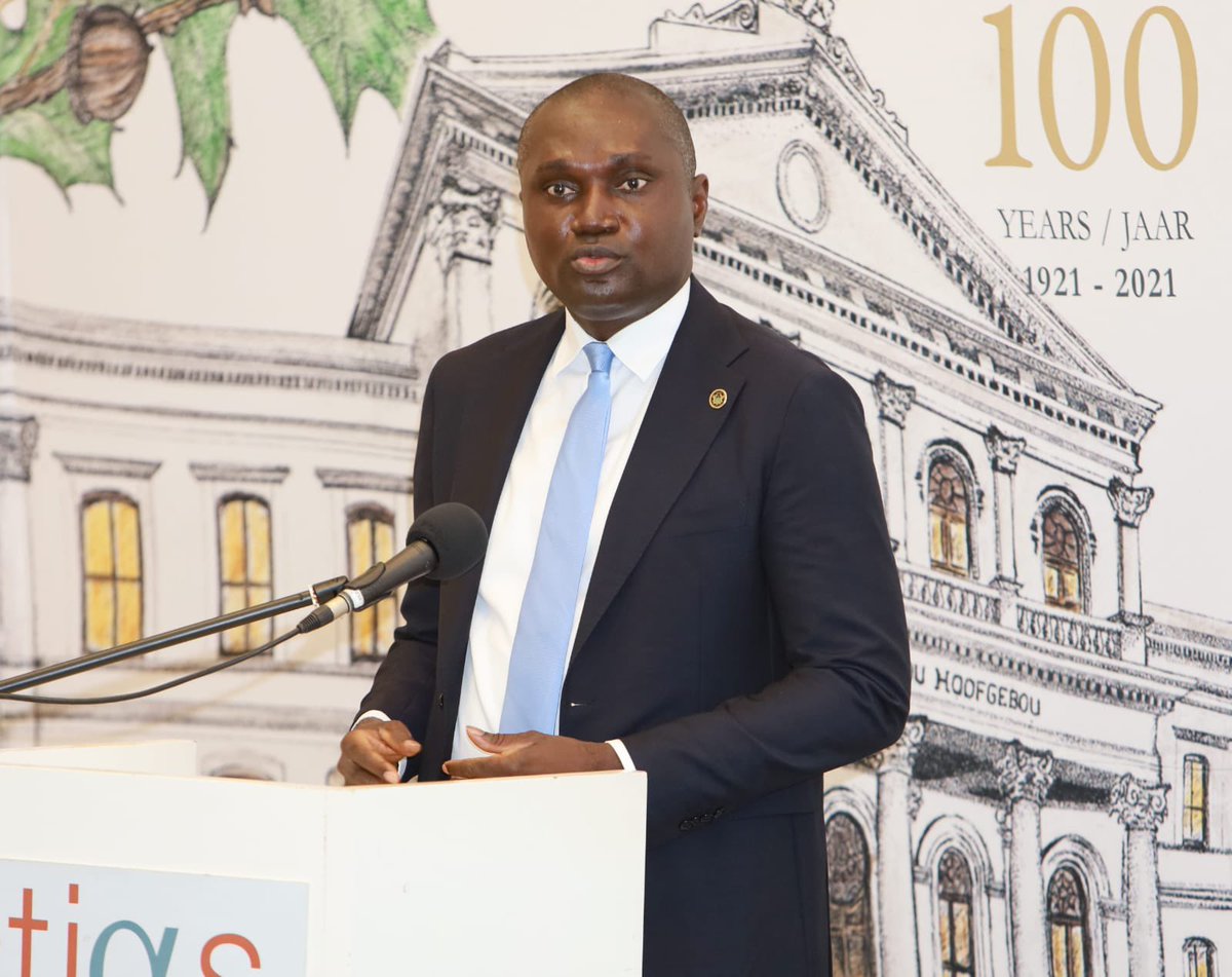 CFSJ_MPlan's tweet image. His Excellency Charles Owiredu (High Commissioner of Ghana in SA) shares experiences of relationships in terms of trade and culture between Ghana and Nigeria. South Africana should embrace foreigners he argues. @CharlesOwiredu3 #ExpertRoundtable #Immigration #Xenophobia