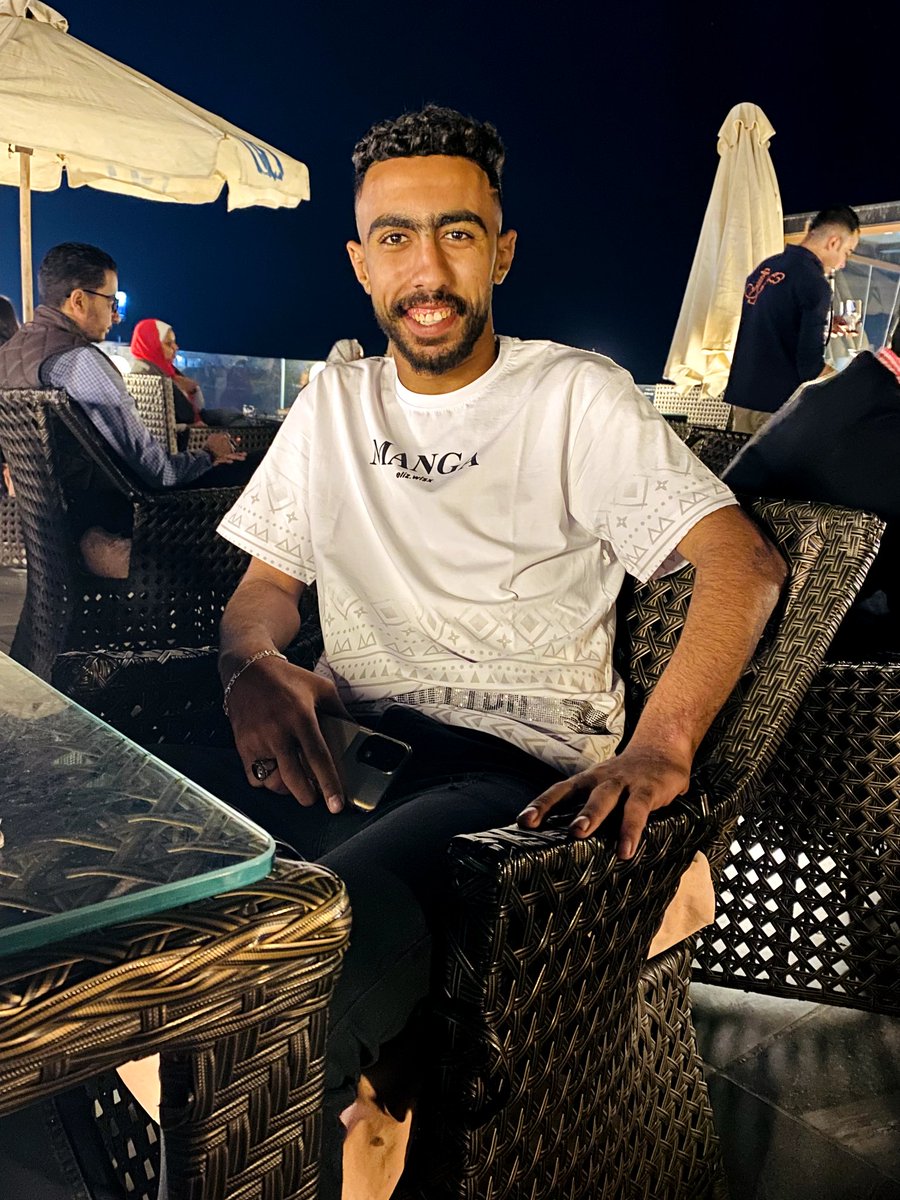 Afshaa16's tweet photo. ". يشـهد آلله آن مـآ ف آلقلب سـوى آلخير للجمـيع.🤍 https://t.co/6JNfwMDXwk