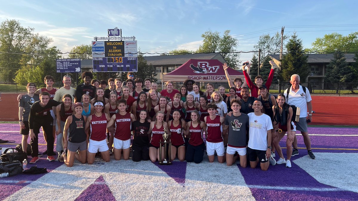 WattersonTF's tweet photo. For the second consecutive year, both our boys and girls claimed team titles at the CCL championship meet 🙌

Individual winners:
Kubatko-B1600
Hall-B800
Latshaw-B3200
Samenuk-BLJ
Workman-G100/200
Karas-G1600
Morales-G400
Lombardi-G300H
Sugar-G800
Hetteberg-G3200
O'Reilly-GHJ https://t.co/ApZxAGxLKs