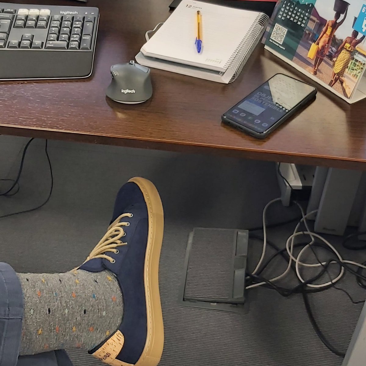 AlvaritoSA's tweet photo. Ayer llegaron mis @timpersbrand #DarkForest. Estoy encantado. Comodísimas, chulas y con cordones de dos colores para ir variando. Y encima con #descuento por ser el último en llegar a #LaFamiliaMásNormalDelMundo. ¡Absolutamente recomendables! https://t.co/q5ygC6NUxu