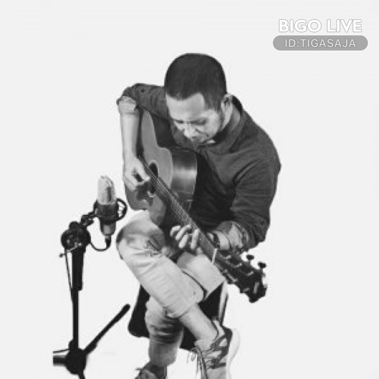 Datang untuk mengobrol di ruang LANGSUNG Sore Sendu dan dapatkan bonus! Pengguna baru mengisi kode undangan saya 1969011669 dan temukan lebih banyak kejutan!
slink.bigovideo.tv/IxcroF