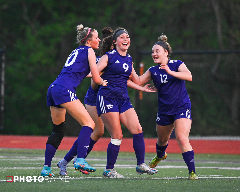 PhotoRainey's tweet photo. The proud @WildcatsBSHS squad did not have the season they wanted...but they can still Jube with the best..love Ana Poli's smile after finding the back of the net!

@BSSDnews @TheBSWildcats @BSHSfutbol @AlthausEJC https://t.co/IqM6daUWnZ