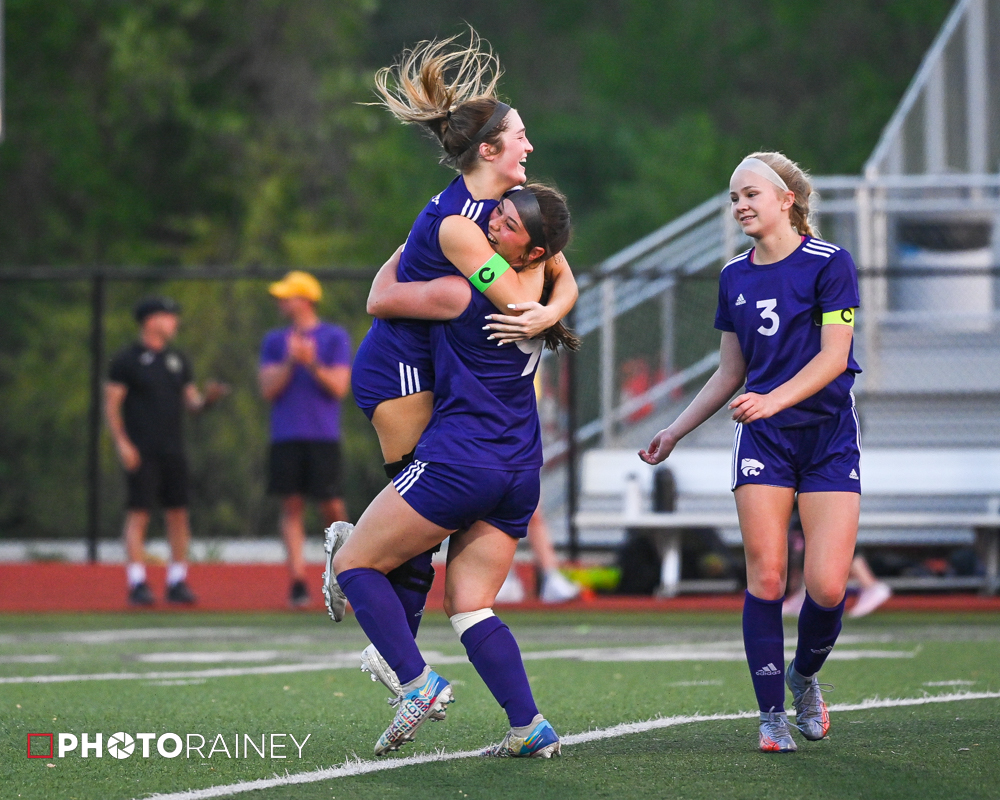 PhotoRainey's tweet photo. The proud @WildcatsBSHS squad did not have the season they wanted...but they can still Jube with the best..love Ana Poli's smile after finding the back of the net!

@BSSDnews @TheBSWildcats @BSHSfutbol @AlthausEJC https://t.co/IqM6daUWnZ