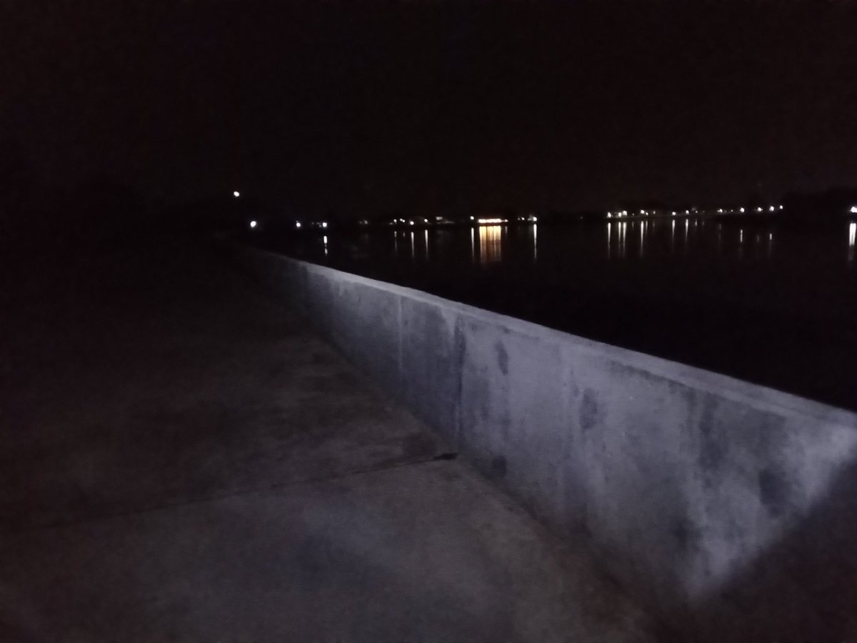 088813_'s tweet photo. วิวดีจังครับ #ชัยนาท https://t.co/nge3ZigzFJ