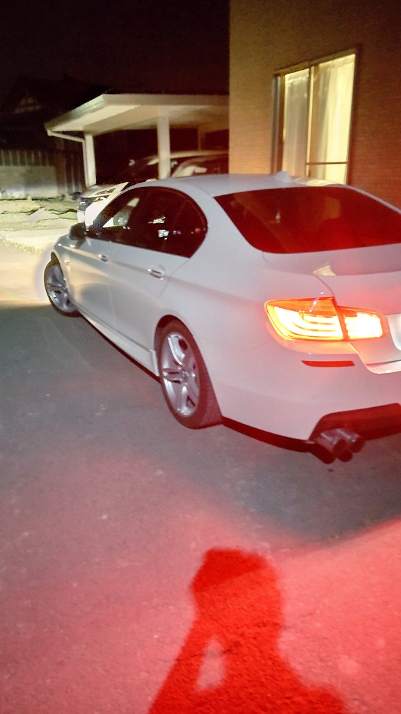 endless_1106's tweet photo. 夜の車もカッコイイ！
#BMW https://t.co/mdIF2KLehk