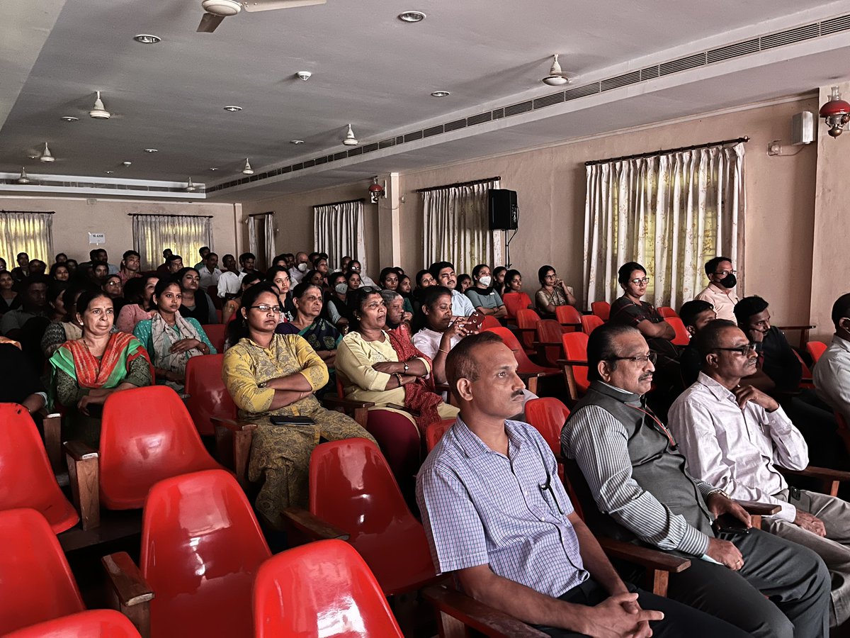 NewMngPort's tweet photo. As part of #AzadiKaAmritMahotsav today screening of documentary movie on the life of “Rani Abbakka” an unsung hero of Mangalore &amp; Coastal Karnataka and the first Queen of Ullal who fought the Portuguese, was organised for the Port employees. @shipmin_india @Indportsassn https://t.co/JNyyFZQj86