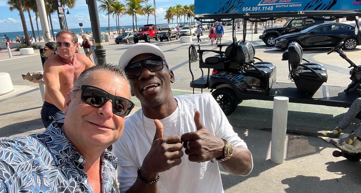 MOBILEMIKE_'s tweet photo. #MobileMike #Congratulations and great job to all of the participants in this morning's #41stAnnual #LawEnforcementTorchRun for @specialolympics #SpecialOlympics #BrowardCountyPBA was honored to greet everyone at the finish line and provide them with cold refreshments.
#bcpba https://t.co/ypEqjUGaZy