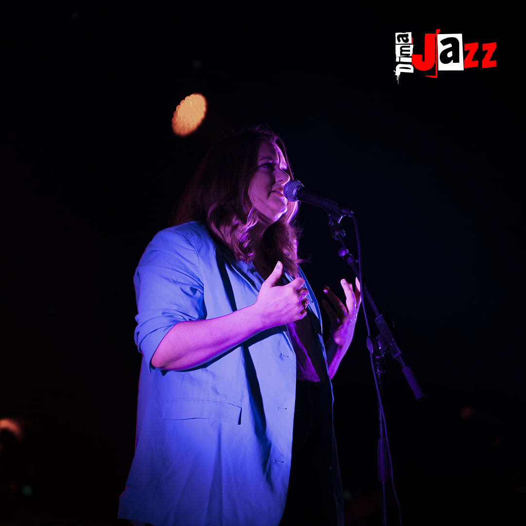 soir_officiel's tweet photo. #DimaJazz
Soul, blues et pop en ouverture avec la britannique Joe Harman https://t.co/sZNjGQdfgu via @soir_officiel https://t.co/7w5c3fCmz1