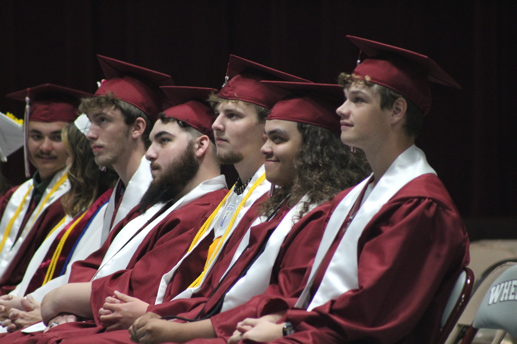 wheatonbulldogs's tweet photo. Enjoy few photos from last night. Graduation is this evening at 7 pm. Congratulations to each of our graduates! #2022Seniors #Graduation #WHSDogs https://t.co/w3VQsBN5pC
