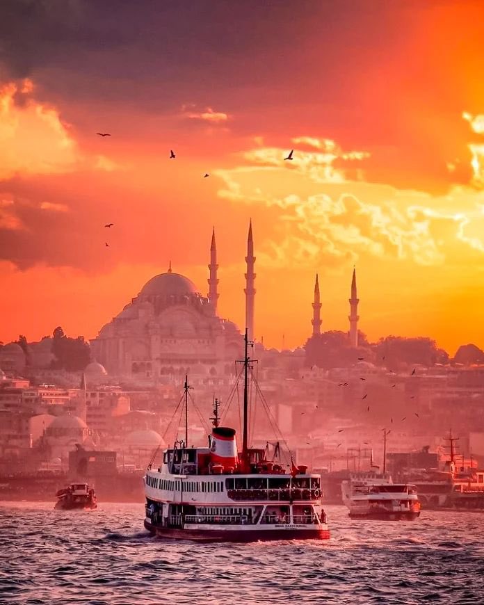 siradisifoto's tweet photo. Çekimi Sana Ait Olan Bir Fotoğraf Bırak. 📸 https://t.co/k9bLXmWfiu