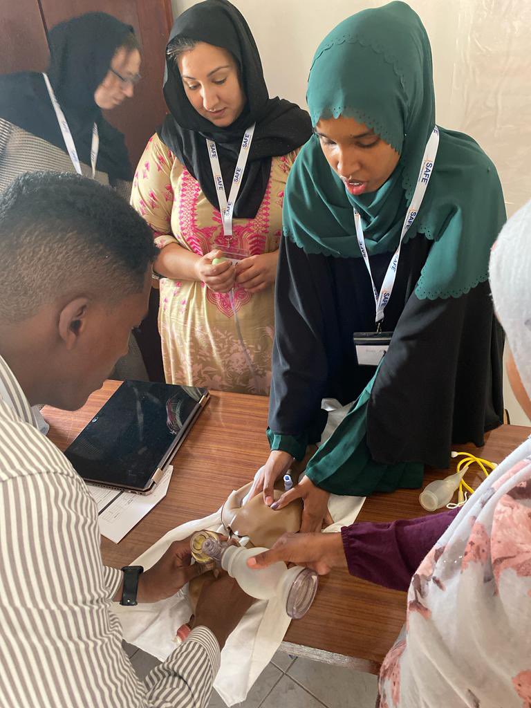 Linden Baxter (@linnybaxter) on Twitter photo Acting fast in the 1st βgolden minuteβ can save the life of a newborn baby. Amazing #anaesthesia providers practice #neonatalresus at #SAFECoursesInSomaliland <a href="/Mubarak_Mohme/">mubarak mohamed</a> <a href="/SAFE_courses/">Safer Anaesthesia from Education (SAFE)</a> <a href="/Larissa_Latif/">Lara</a> @Jo_N_Moore <a href="/DrFayeMazoEvans/">Faye Evans</a> <a href="/SoPooley/">Sophie Pooley</a> <a href="/jawthrust/">Joanna Thirsk πΏπ¦π¬π§ππ</a> <a href="/dermotmcguckin/">Dermot McGuckin</a> <a href="/wfsaorg/">WFSA</a> Acting fast in the 1st βgolden minuteβ can save the life of a newborn baby. Amazing #anaesthesia providers practice #neonatalresus at #SAFECoursesInSomaliland <a href="/Mubarak_Mohme/">mubarak mohamed</a> <a href="/SAFE_courses/">Safer Anaesthesia from Education (SAFE)</a> <a href="/Larissa_Latif/">Lara</a> @Jo_N_Moore <a href="/DrFayeMazoEvans/">Faye Evans</a> <a href="/SoPooley/">Sophie Pooley</a> <a href="/jawthrust/">Joanna Thirsk πΏπ¦π¬π§ππ</a> <a href="/dermotmcguckin/">Dermot McGuckin</a> <a href="/wfsaorg/">WFSA</a>