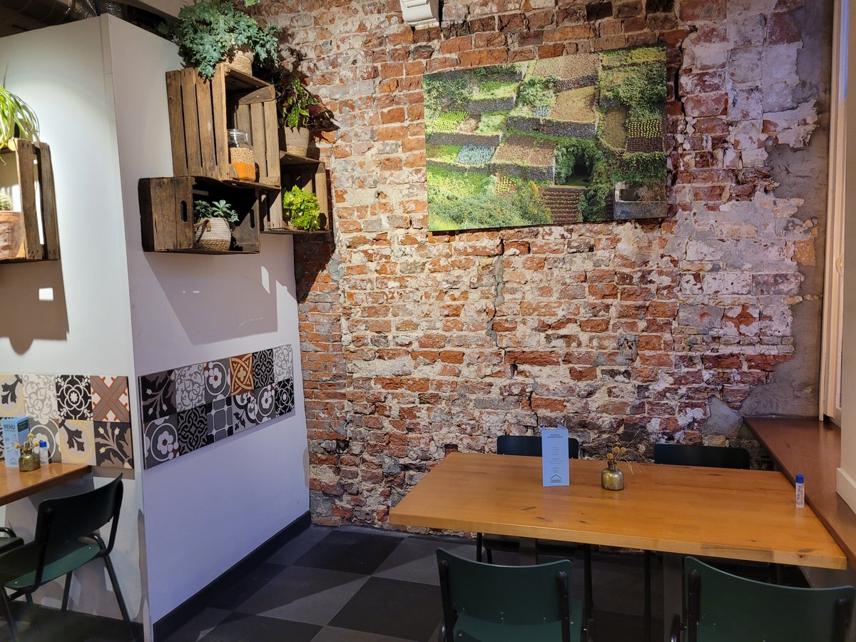 de_keizer's tweet photo. #KOESKAS @carolieweg

#Eetwinkel @koeskas

aan de #Oosterstraat 55 in #Groningen is jouw adres voor een heerlijke #lunch en #maaltijden.
https://t.co/2jKCumjEcM https://t.co/wCI5ZS65mC