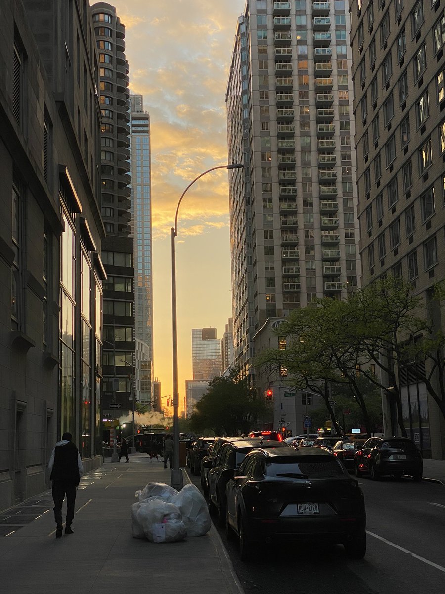 The shoot continues in #NYC for <a href="/LeadingHotels/">Leading Hotels</a> <a href="/TheLowellHotel/">The Lowell Hotel</a> we’re producing 4 short films showcasing what it’s like to be part of the amazing #LHW family