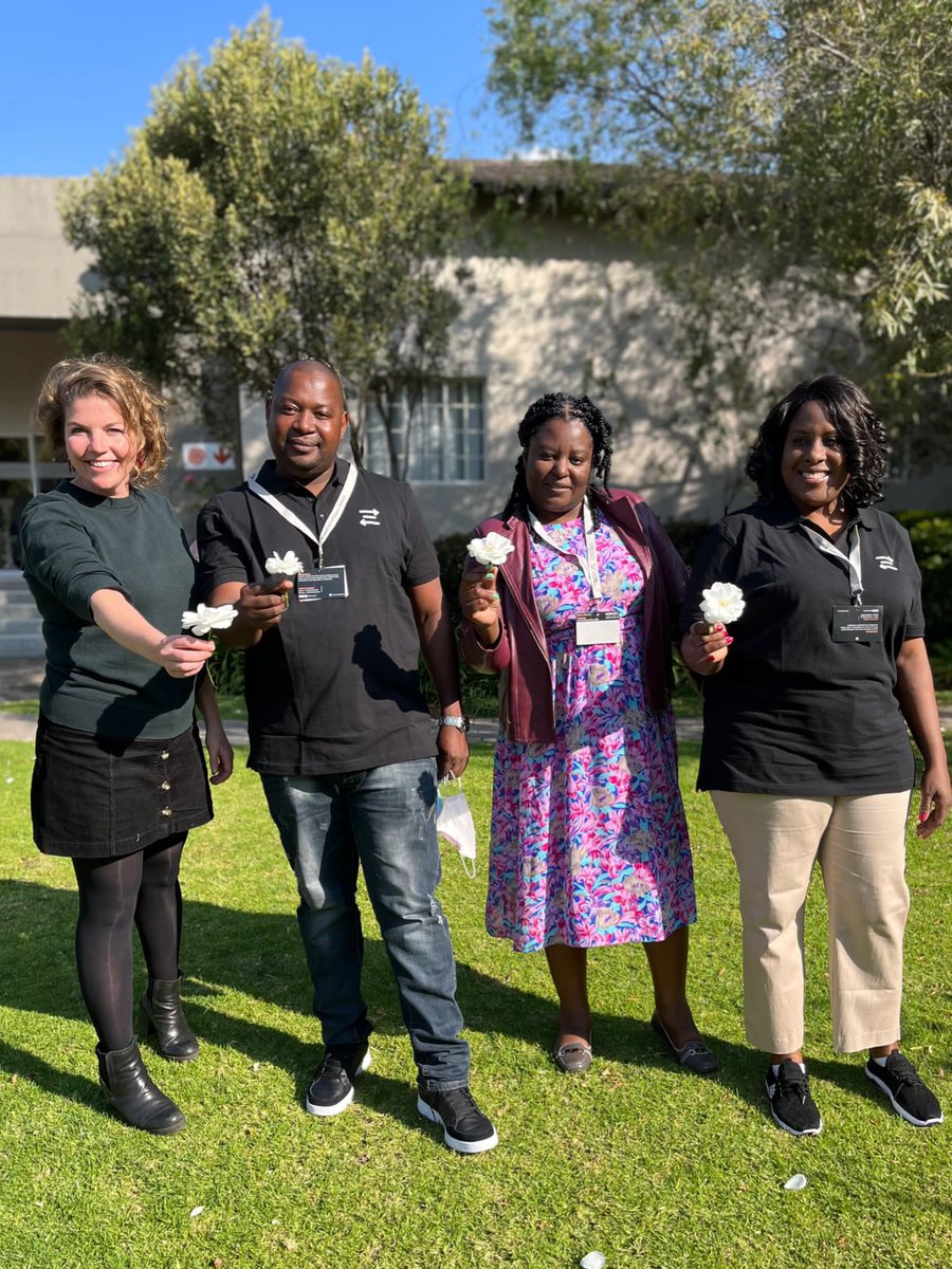 ZANEC_Official's tweet photo. Sunshine, peace and partnership as we meet to plan to advance the rights of students through mutual exchange @Norecno @saih https://t.co/0VpgT6nqmD