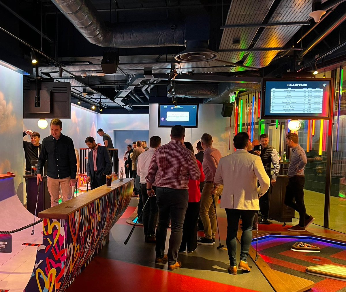 climbcs_ie's tweet photo. Presentations done - time for Crazy Golf! 🏌️⛳😆

@PuttshackUK @citrix @CitrixPartners #citrixfieldkickoff #citrixpartners #puttershack #channelpartners https://t.co/wrPQEnQOcu
