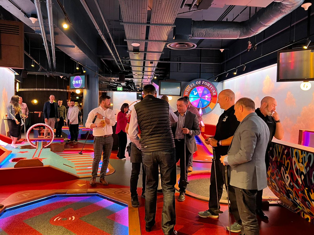 climbcs_ie's tweet photo. Presentations done - time for Crazy Golf! 🏌️⛳😆

@PuttshackUK @citrix @CitrixPartners #citrixfieldkickoff #citrixpartners #puttershack #channelpartners https://t.co/wrPQEnQOcu