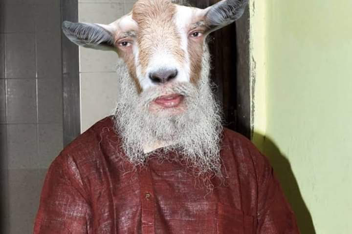 1952ramaswami1's tweet photo. দাড়ি থাকলেই রবীন্দ্রনাথ ঠাকুর হওয়া যায় না। কেউ কেউ পাঁঠা প্রসন্নও হয়।
#facebookpost #facebookposting
#FBPage #viralpost Subhasish Ghosh https://t.co/zvSVbEsdNw