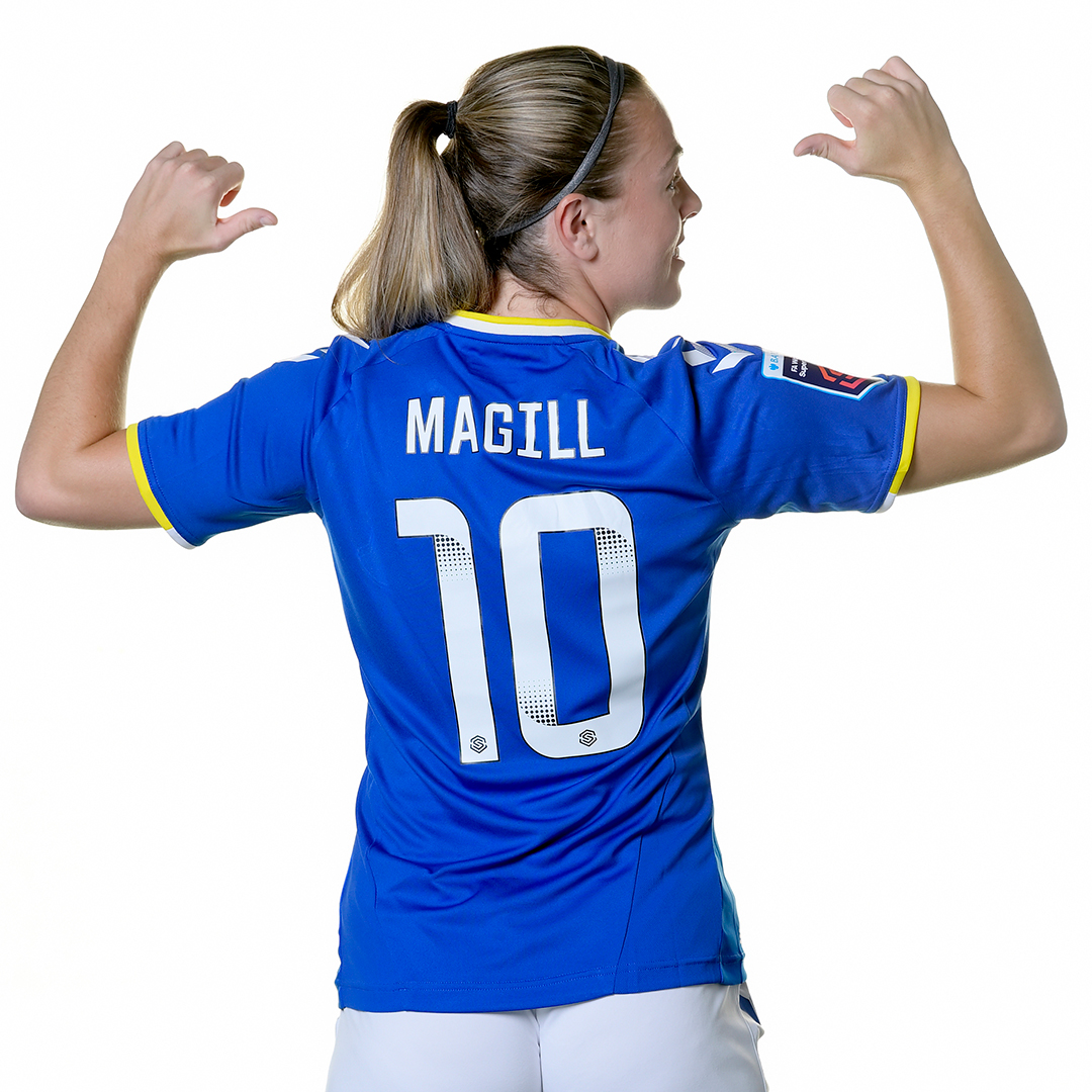 EvertonWomen's tweet photo. #ThankYouSimone 💙 https://t.co/1RcF48Qnsn