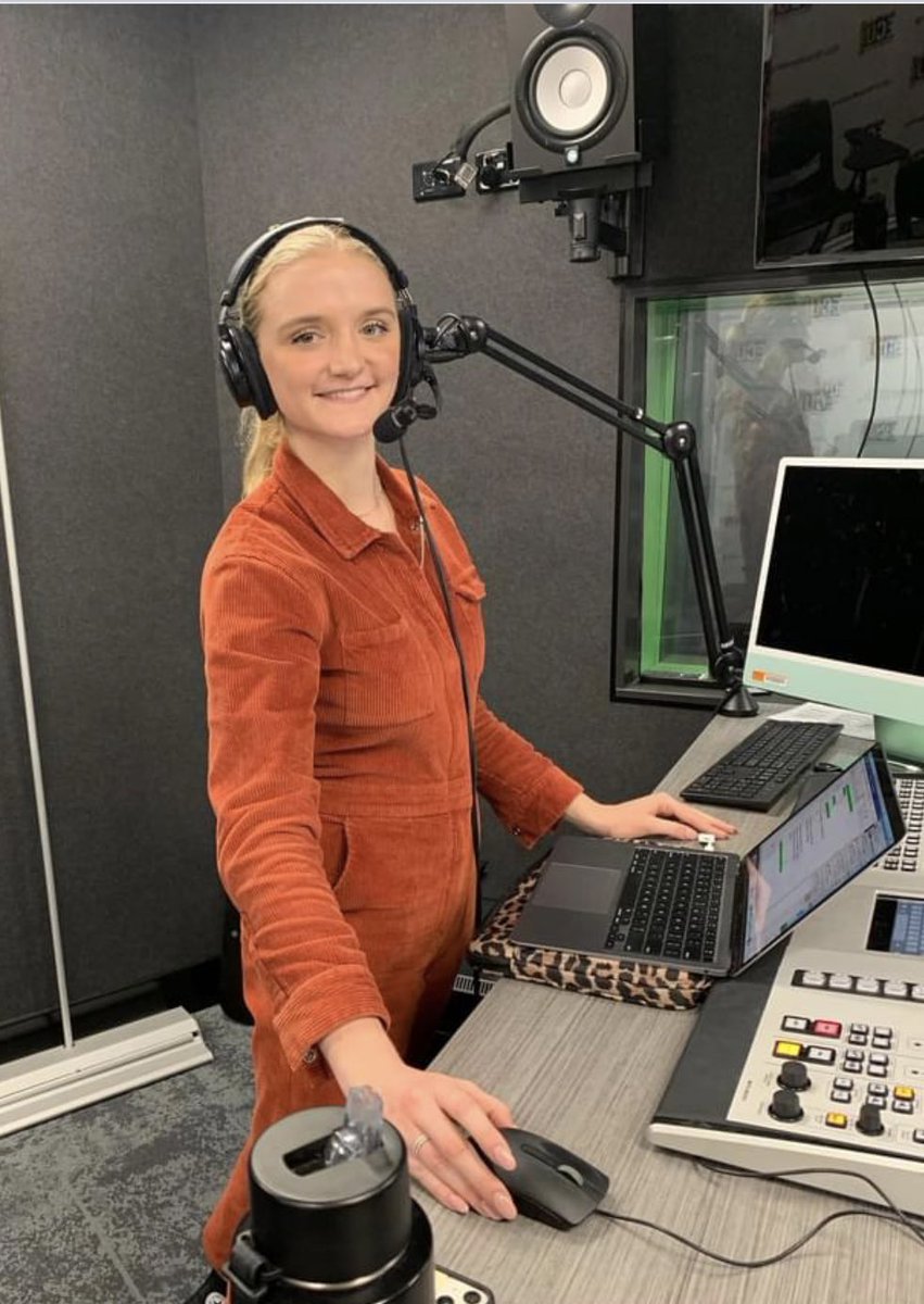 tilliandrew1's tweet photo. Had a great morning chatting to @ChaneyforCurtin about her debate yesterday. Also spoke about live exports with @peta  and @AustLiveExports #ECUBroadcasting ☔️ https://t.co/rMB3ESmlpg