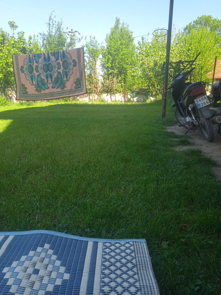 Herşeyi unutup dalıp gitmek