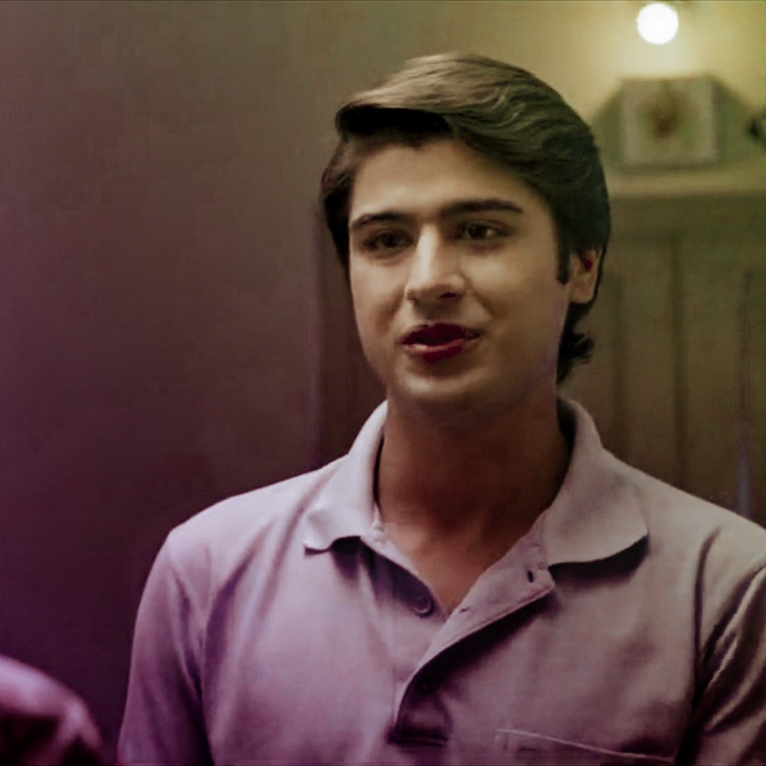 qaagazkikashti's tweet photo. Ahh my dil ๐ฅน
Arjun gave his hisse ka khana to Shefali jab unke ghar cylinder khatm hogaya tha ๐ค
.
#Rewatch #YehUnDinonKiBaatHai
#SheJun https://t.co/QnUUts1jW9