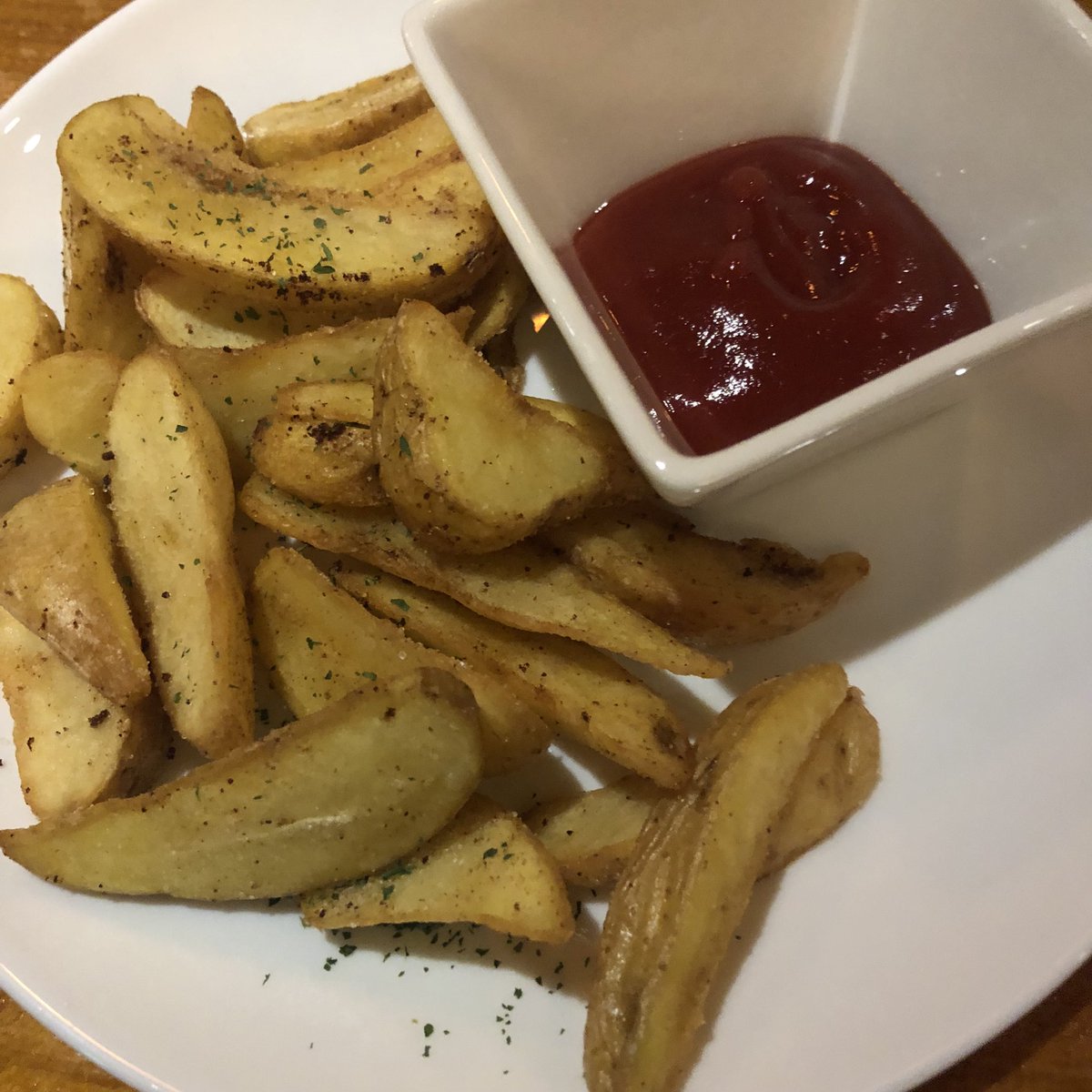 look2825's tweet photo. 2年ぶりトライバルポテト🍟 https://t.co/NKZ4wDjuy2