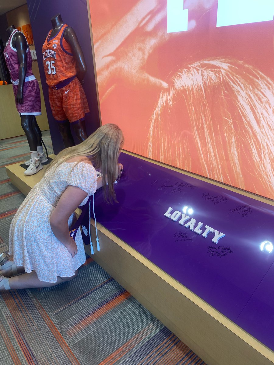 Clemson Women's Basketball tweet media