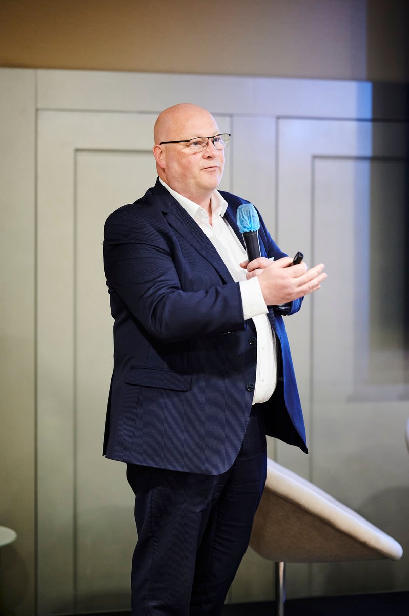 Meet Atlas Copco tweet media