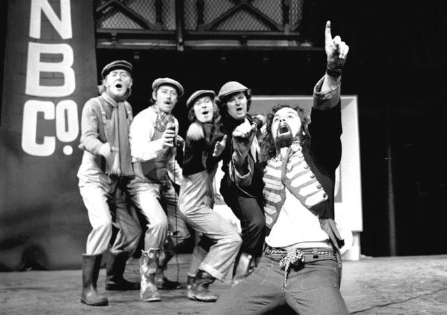 brianjaffa's tweet photo. 🎥 Film &amp; TV industry executives, producers &amp; talent scouts will be targeted for a #ScreenFringe programme of @edfringe shows aimed at unearthing new talent &amp; future hits at the festival. 🎥 
https://t.co/VaUH92rfiV @TheScotsman @screenscots @edfests @EdFringeSociety #edfringe https://t.co/RZTHyuOigt
