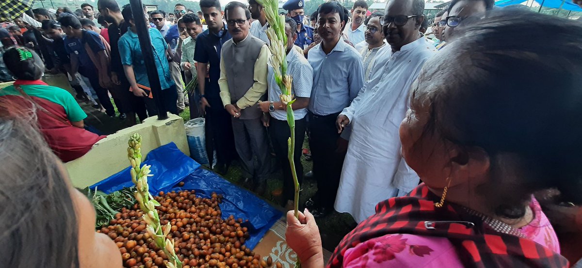 ahcisylhet's tweet photo. The new #BorderHaat at Bagan Bari(Sunamganj) - Ryngku (East Khasi Hills District), Meghalaya, one of the three Border Haats inaugurated by the Hon’ble PMs of India and Bangladesh in March 2021, was operationalised today. Hon’ble Sunamganj-5 MP Mr Manik graced the occasion. 1/2 https://t.co/4HiUsL63m4