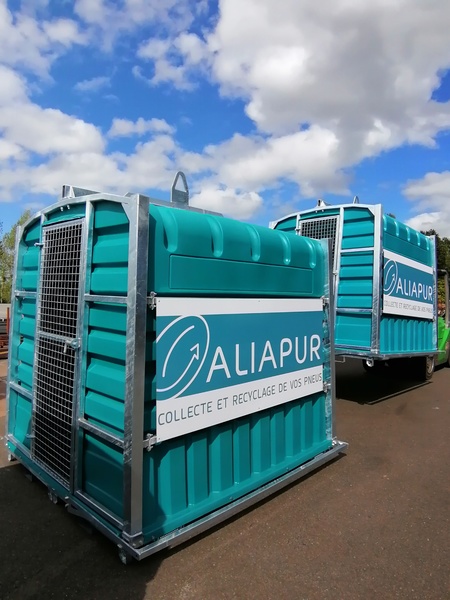 com_autoeco's tweet photo. La société @aliapur fait partie de l'aventure des Trophées de l'Environnement 2022  ! 
Merci pour votre soutien ! Heureux de vous compter également parmi nous pour la grande première des Rencontres de l'Environnement et de l'Automobile le 08/09/2022 à Chantilly ! #eAZyBox #events https://t.co/GOP51SCdJz