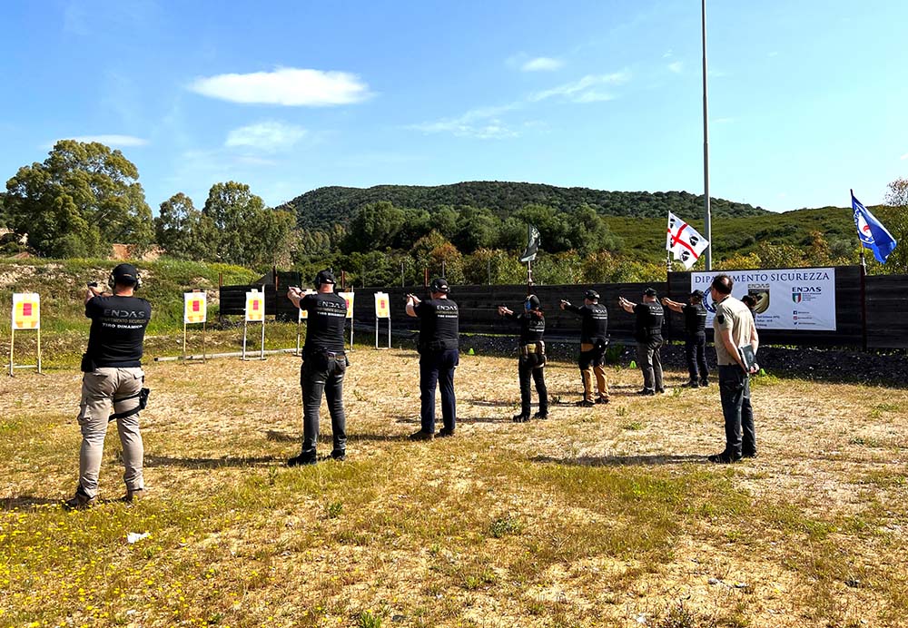 NazionaleEndas's tweet photo. Domenica 8 maggio si è svolto nel Comune di Sant’Antioco, Sardegna, il #SardiniaChallenge, gara di #TiroDinamico.
La competizione ha visto trionfare Marcello Valdes, eccellente tiratore dell’Arma dei #carabinieri https://t.co/QMDccTczR3