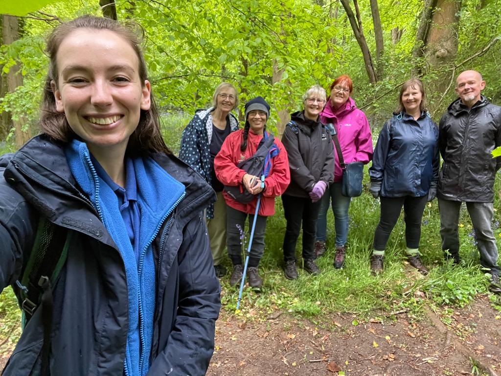 Colne_Valley's tweet photo. “Went well despite the rain. Lots of tea and cake consumed at the end.
#theTeaShack cakes at @FarmWoodoaks are lush!”
Great to see smiles and hear spirits weren’t dampened by the rain on the #Heronsgate ramble yesterday. Thank you Flo for leading!
https://t.co/Ajk5hwl1h6 https://t.co/vpzG3ZHfwa