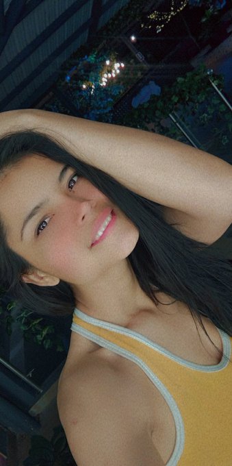 hot super hot and waiting for you https://t.co/b66GrqXjWP