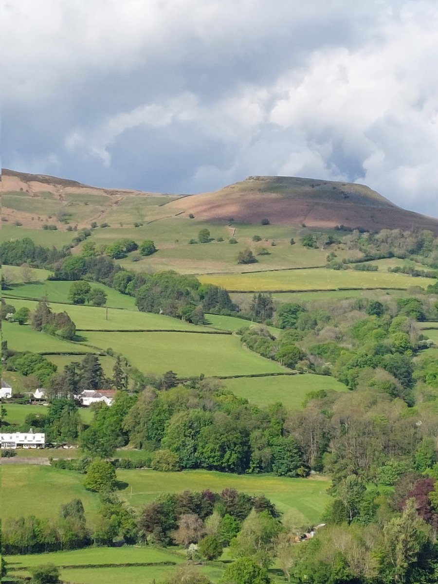 BabsHorton's tweet photo. @tycroeso 
We've had two marvellous days here. Fabulous hotel with glorious views and the warmest welcome from the wonderful Alex. Thankyou. https://t.co/l8MB7SnY0q