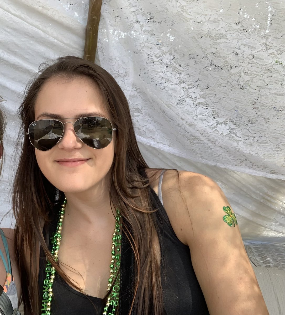 UFJaxEM's tweet image. Next for #InternIntros is Dr. Gina Jozwiak. Gina is originally from NY and is joining us from Florida State University. Gina spent time traveling, surfing, and diving through most of Central America before starting medical school. Welcome to the #ShandsFam Gina! #JaxEM